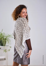 Laden Sie das Bild in den Galerie-Viewer, Multi-Muster-Tuch Advent 2026 von Veronika Hug - Geschenk-Set